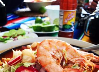 Pozole de camarón un manjar de la costa Mexicana