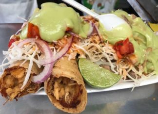 Las deliciosas flautas Flores, un ícono de las delicias de Tepic
