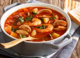 La mejor sopa de mariscos para la cruda
