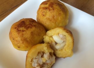 “Bolas” de plátano rellenas de camarón mejores que las bolas de fuego