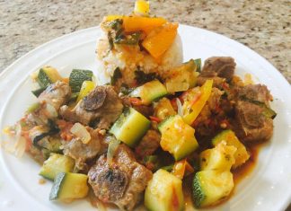 Costillitas de cerdo con calabacitas: Una rica tradición familiar