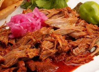 ¡Riquísima cochinita pibil estilo Yucatán!