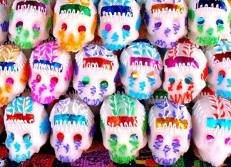Calaveritas de azúcar, una dulce tradición. Aprende a elaborarlas.