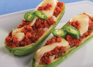 Calabacitas gratinadas rellenas de chorizo
