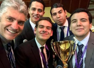 Nayarit destaca: Jóvenes de la UAN ganan competencia internacional de litigio