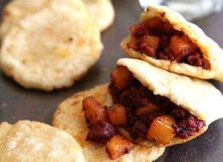 Gorditas de papas con chorizo