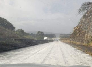 Cae aguanieve en carretera Tepic- Guadalajara