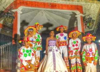 Joven celebra sus XV años con temática Huichol