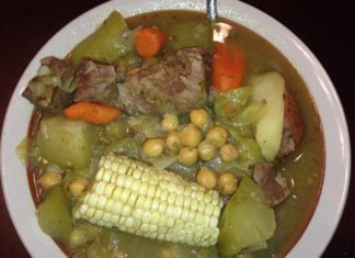 Cocina este tradicional caldito de res