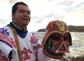 Wixarika pide apoyo a la ciudadanía para realizar impactante mural huichol