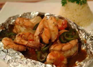Camarones zarandeados: una delicia de la costa