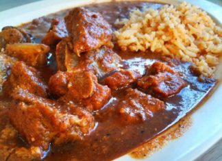 Costillitas de cerdo en salsa roja: exquisitas y fáciles
