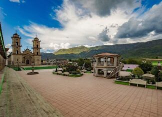 Puente de Camotlán : una belleza más de la Yesca