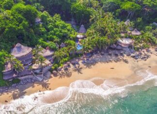 Playa escondida en Sayulita el mejor sitio para disfrutar de la naturaleza