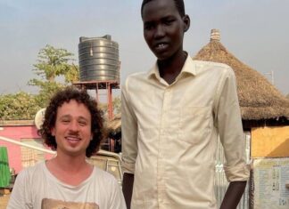 Lo hizo de nuevo: LUISITO COMUNICA, calificado de racista y machista.
