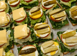 Diviértete y transforma un sándwich de jamón , queso y huevo en algo espectacular.