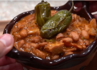 Exquisitos frijoles charros