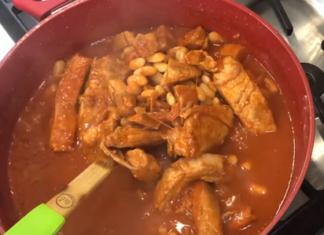 Para saciar el hambre unos ” frijoles con costillita picosita”.