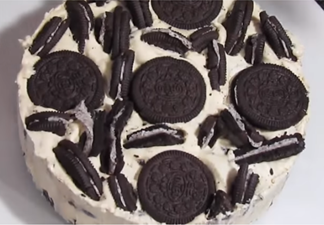 Cheesekake de galleta oreo sin honear, un postre para repetir varias veces.