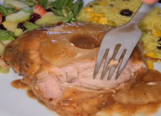 Pollo a la piña mostaza