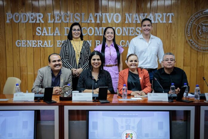 Comunicado-Legisladores-Nayaritas-analizan-perfiles-de-candidatos-al-ITAI-08-junio-2022-1-1