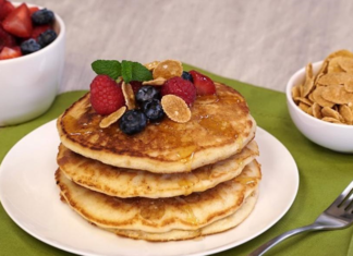 Prepara unos exquisitos hot cakes de amaranto con linaza.