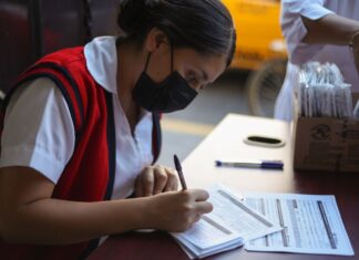 Prepara Congreso reformas para reconocer al servicio social como experiencia profesional