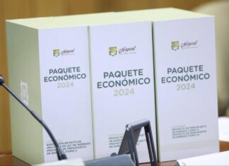 Recibe Poder Legislativo paquete económico del 2024
