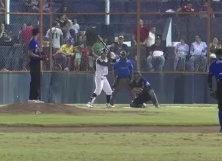 Paliza de los Coqueros de Tuxpan 10-4 a los Ocelotes UAN