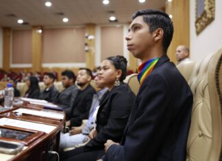 Recibe Poder Legislativo 23 propuestas del Parlamento Juvenil