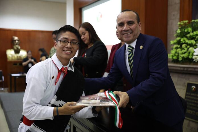 Comunicado-Gana-ciudad-de-Mexico-el-Concurso-Nacional-de-Oratoria-13-septiembre-2024-5