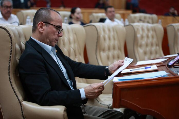 Comunicado-Inicia-Poder-Legislativo-con-la-glosa-del-Tercer-Informe-de-Gobierno-14-octubre-2024-3