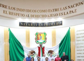 Comparecen ante Congreso titulares de Educación y Salud