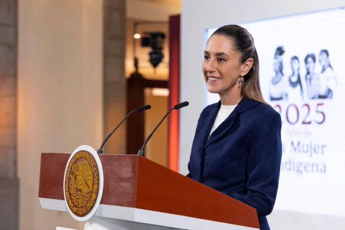 2025-08-11_Conferencia_de_prensa_matutina_-_Palacio_Nacional_02_JCB