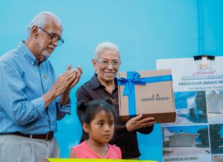 Impulsan Miguel Ángel Navarro y Beatriz Estrada mejores espacios para la niñez en Santiago Ixcuintla