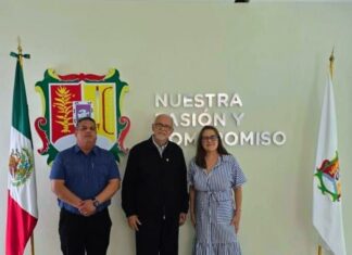 El gobernador del estado, Miguel Ángel Navarro Quintero, sostuvo una reunión de trabajo