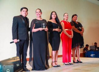 Reconoce Gobierno de Bahía de Banderas a jóvenes destacados con los Premios Juventud
