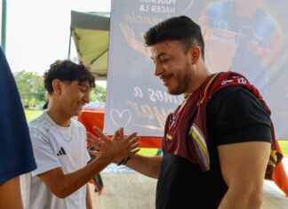 Israel Santillán se suma al cuadrangular con causa en apoyo a Christopher