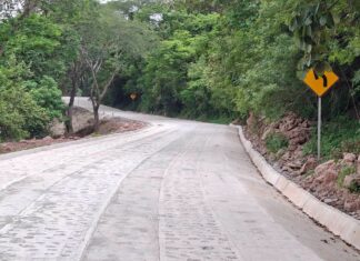 Avanza rehabilitación del camino Quiviquinta-Huajicori