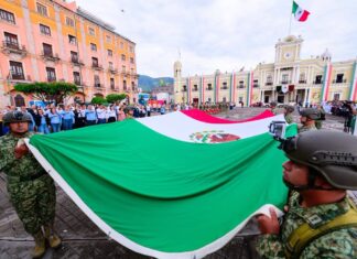 IZAMIENTO DE BANDERAS NACIONAL