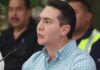 El presidente Héctor Santana respalda a vendedores de playa de Bahía de Banderas