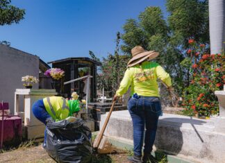 Refuerza Gobierno de Bahía de Banderas limpieza y mantenimiento de Panteones